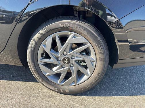 2026 Hyundai ELANTRA HEV Blue