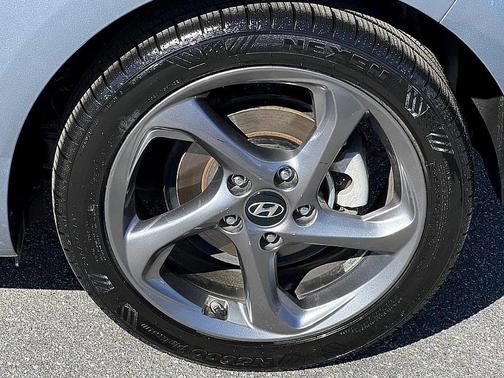 2019 Hyundai Veloster 2.0