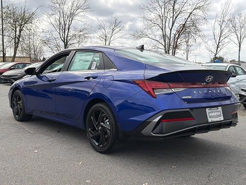 2026 Hyundai ELANTRA SEL