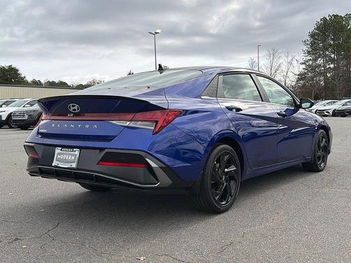 2026 Hyundai ELANTRA SEL