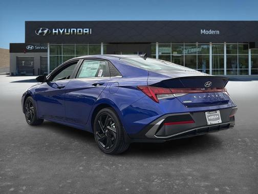 2026 Hyundai ELANTRA SEL