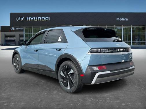 2025 Hyundai IONIQ 5 SEL