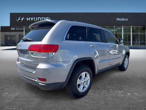 Silver 2015 Jeep Grand Cherokee Laredo
