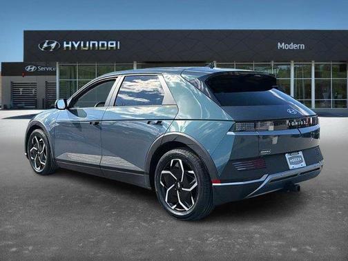 2023 Hyundai IONIQ 5 SE