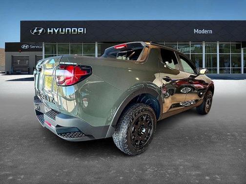 2025 Hyundai SANTA CRUZ SEL Activity