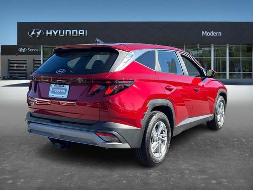 2025 Hyundai TUCSON SE