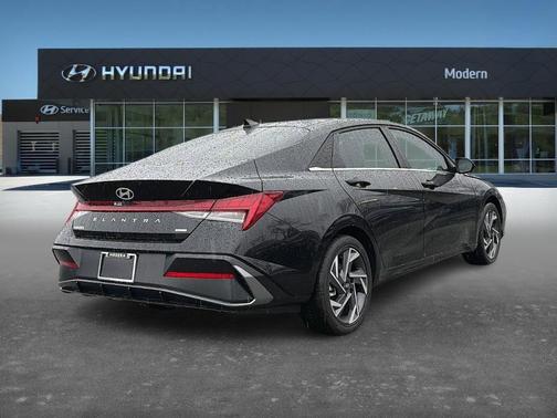 2026 Hyundai ELANTRA HEV Limited