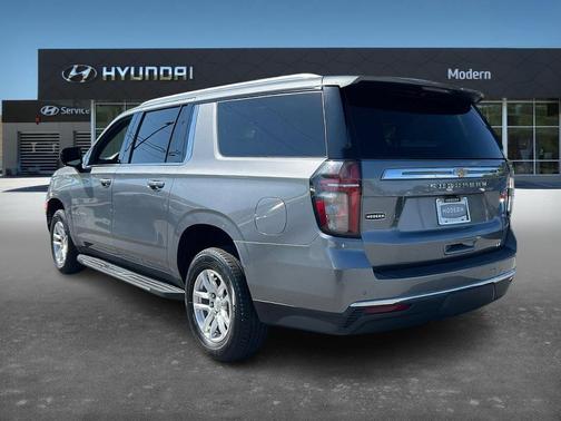 2021 Chevrolet Suburban LT