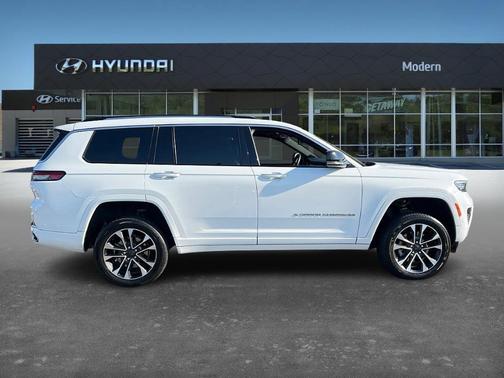 2022 Jeep Grand Cherokee L Overland