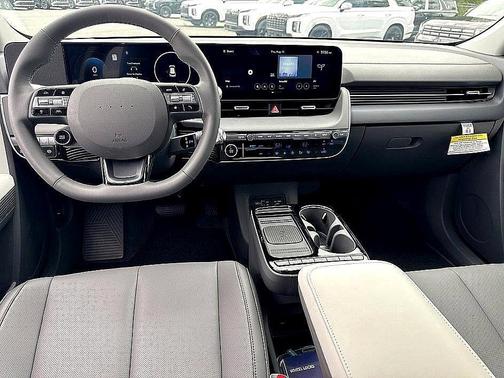 2025 Hyundai IONIQ 5 SEL