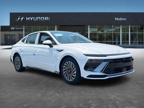 2025 Hyundai SONATA Hybrid Limited