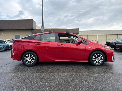 2020 Toyota Prius Prime XLE