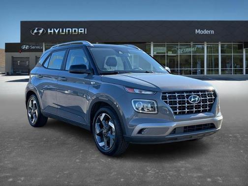 2022 Hyundai VENUE Limited