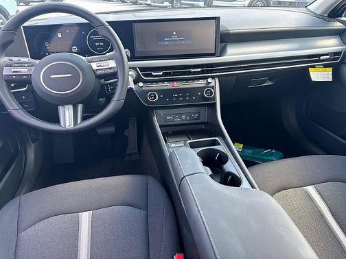 2025 Hyundai SONATA SEL Convenience
