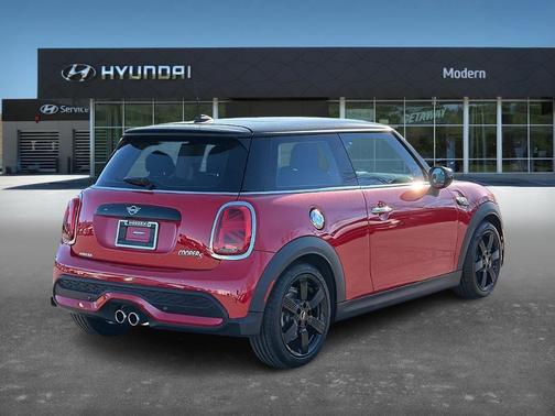 2022 MINI Hardtop Cooper S