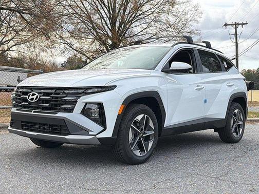 2026 Hyundai TUCSON Hybrid SEL