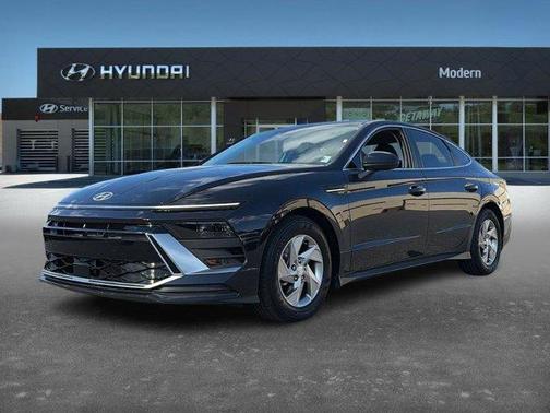 2025 Hyundai SONATA SE