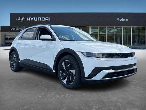 2025 Hyundai IONIQ 5 SEL