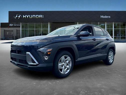 2025 Hyundai KONA SE
