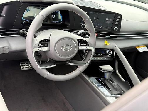 2026 Hyundai ELANTRA SEL