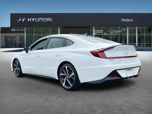 2022 Hyundai SONATA SEL Plus