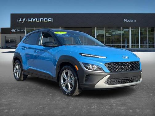 2023 Hyundai KONA SEL