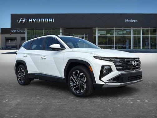 White 2026 Hyundai TUCSON SEL Plus