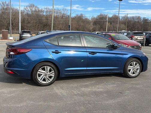 2020 Hyundai ELANTRA Value Edition