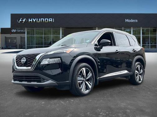 2022 Nissan Rogue SL
