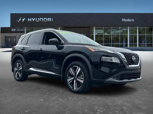 2022 Nissan Rogue SL