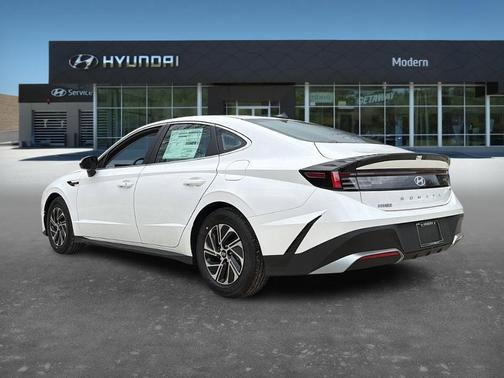 2026 Hyundai SONATA Hybrid Blue