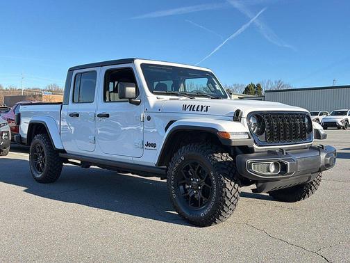 2024 Jeep Gladiator Sport