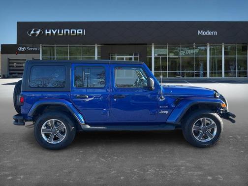 2020 Jeep Wrangler Unlimited Sahara