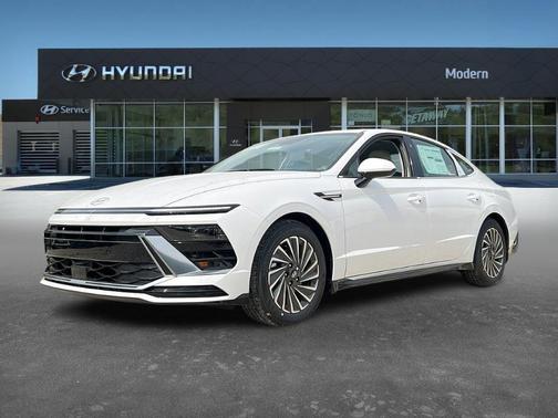2025 Hyundai SONATA Hybrid SEL
