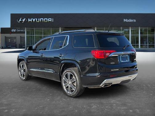2018 GMC Acadia Denali