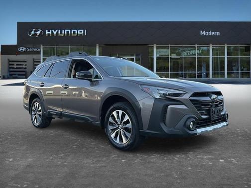 Brilliant Bronze Metallic 2023 Subaru Outback Limited XT