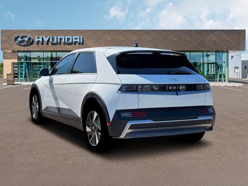 2026 Hyundai IONIQ 5 SE