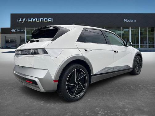 2025 Hyundai IONIQ 5 Limited