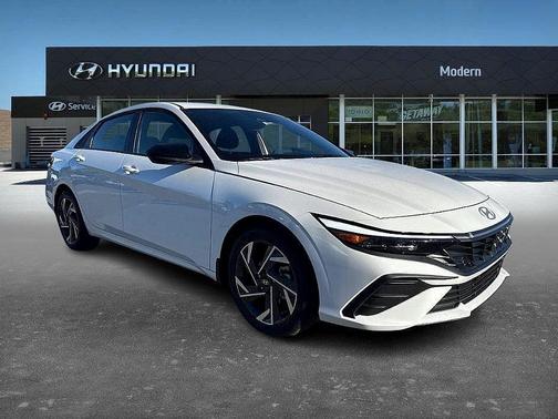 2025 Hyundai ELANTRA SEL Sport
