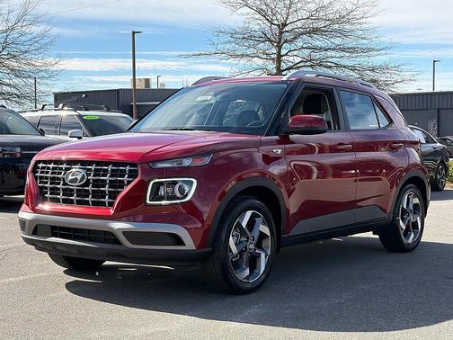 2025 Hyundai VENUE Limited