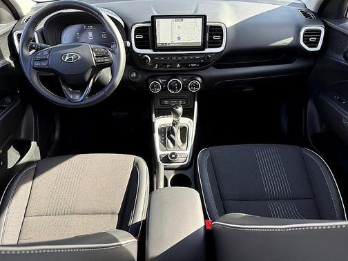 2025 Hyundai VENUE Limited