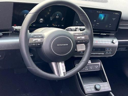 2025 Hyundai KONA EV SEL