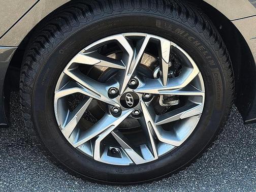Gray 2023 Hyundai SONATA SEL