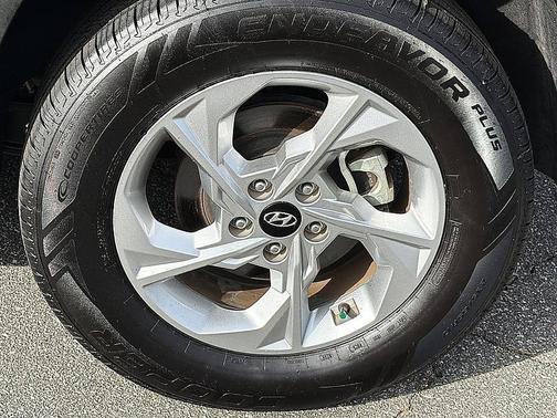Gray 2024 Hyundai TUCSON SEL
