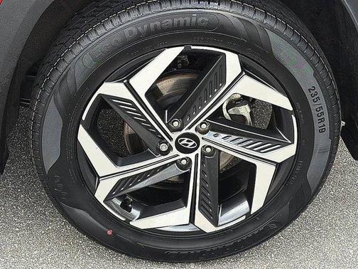 Red 2023 Hyundai TUCSON SEL