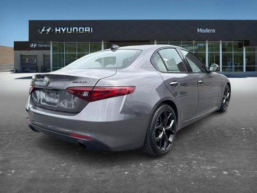 Gray 2019 Alfa Romeo Giulia Ti