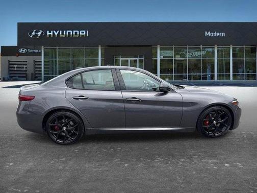 Gray 2019 Alfa Romeo Giulia Ti