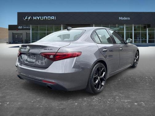 Gray 2019 Alfa Romeo Giulia Ti