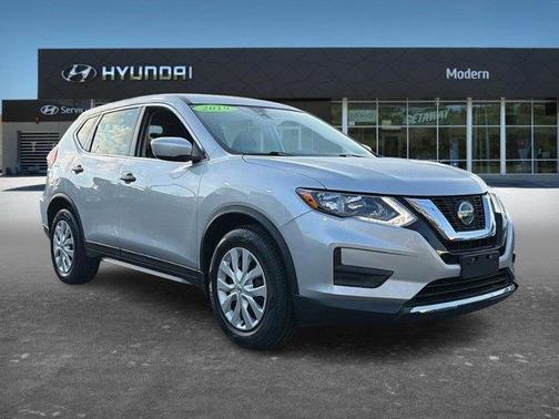 2019 Nissan Rogue S