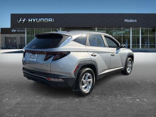 Silver 2023 Hyundai TUCSON SEL